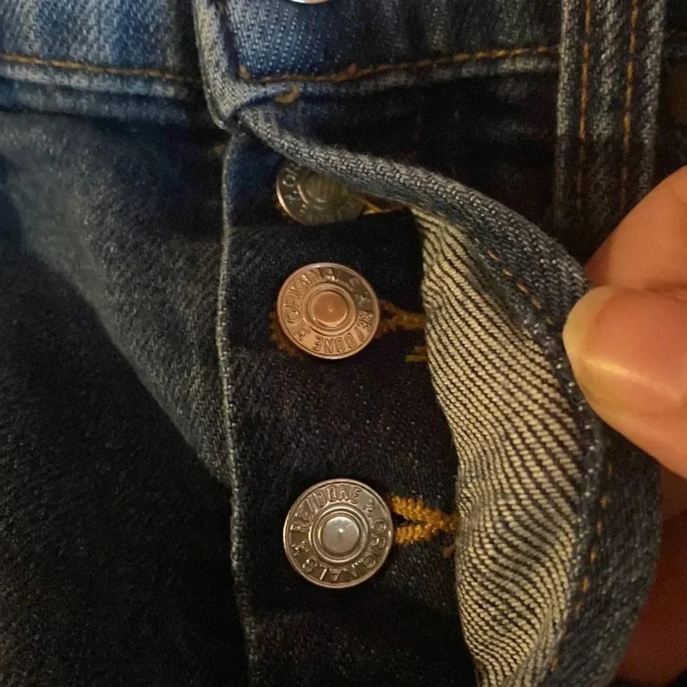 RE/DONE 90s Crop in Mid 70s Wash High Rise Blue Jeans Size 25 - Picture 12 of 12